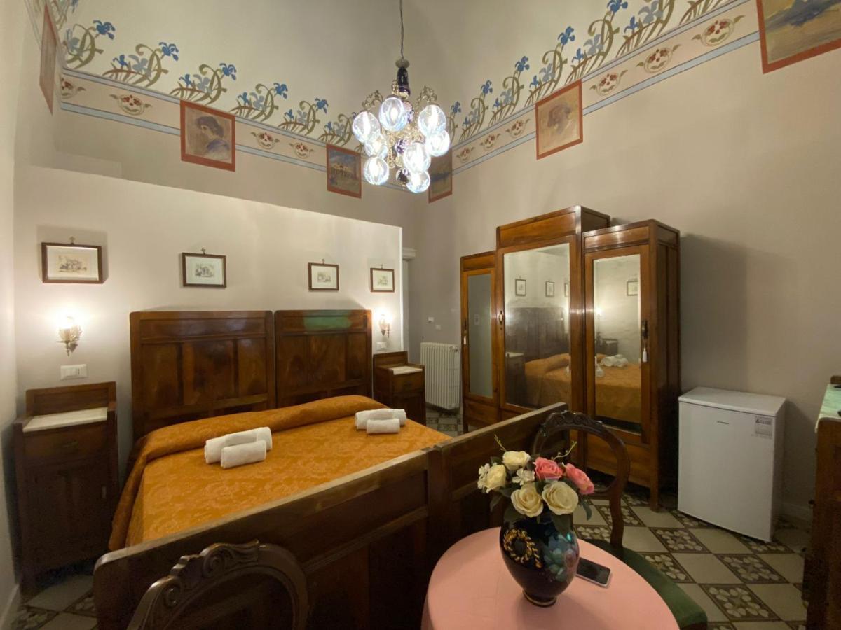 Antico Palazzo Spinola Frühstückspension 3*