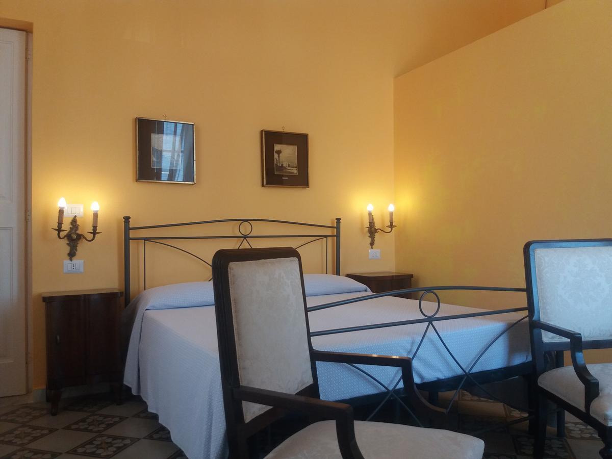 Antico Palazzo Spinola 3*