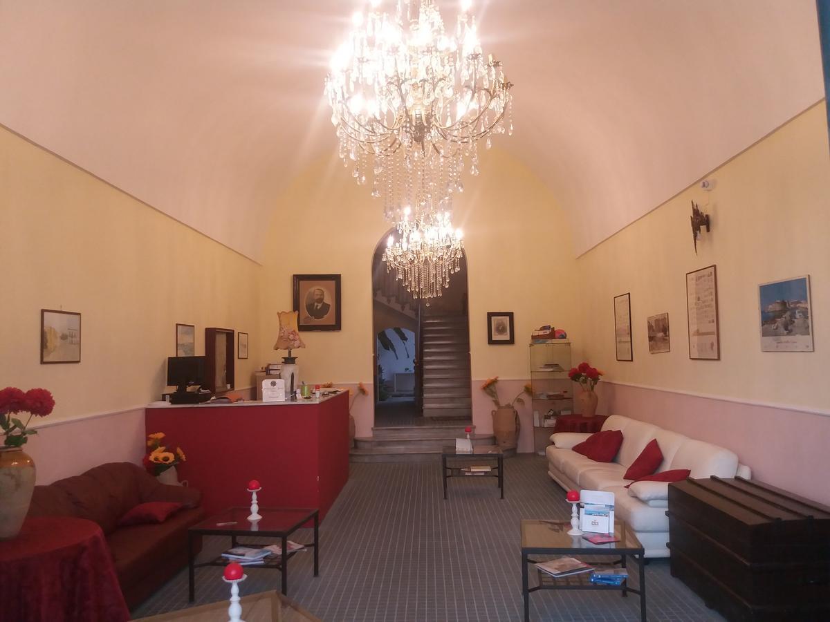 Antico Palazzo Spinola 3*